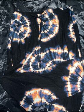 No boundaries Tie-Dye Spiral Lounge Pants - Black with Navy & Orange
